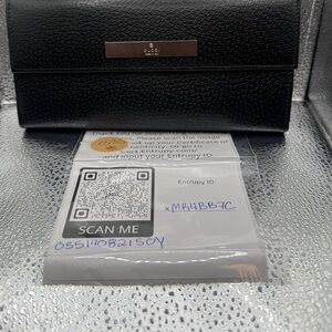 Authentic Gucci Logo Continental Flap Long Wallet Clutch ✨